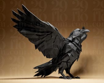 Statue de corbeau low poly, sculpture géométrique de corbeau, décor gothique moderne, oiseau en origami (20 cm d'envergure)