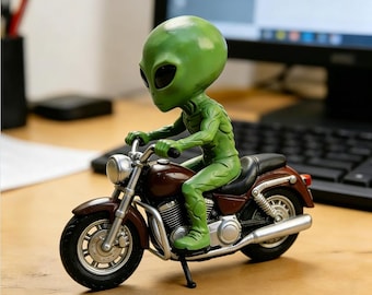 Figurka motocyklisty z kosmosu, żywiczna figurka motocyklowa, dekoracja biurka w stylu science fiction