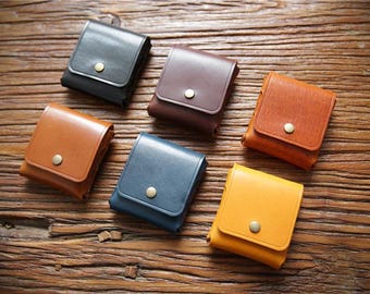 Porta-moedas artesanal em couro italiano curtido vegetal • Microbolsa minimalista • Porta-moedas com gravação personalizada