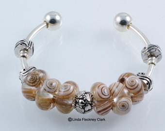 Sea Shell Bangle Bracelet