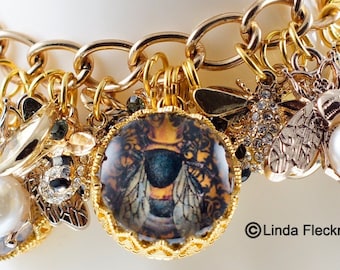 Queen Bee Charm Bracelet