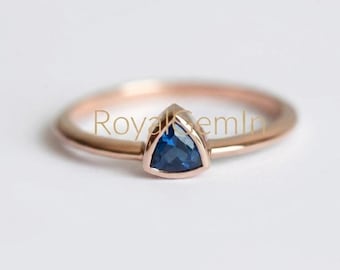 Blue Sapphire Trillion Ring, Rose Gold Bezel Setting, Minimalist Engagement Ring
