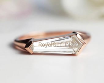 Kite Cut Quartz Ring, Geometric Crystal Ring, Rose Gold Statement Ring, Minimalist Engagement Ring, Modern Gemstone Ring, antique ring
