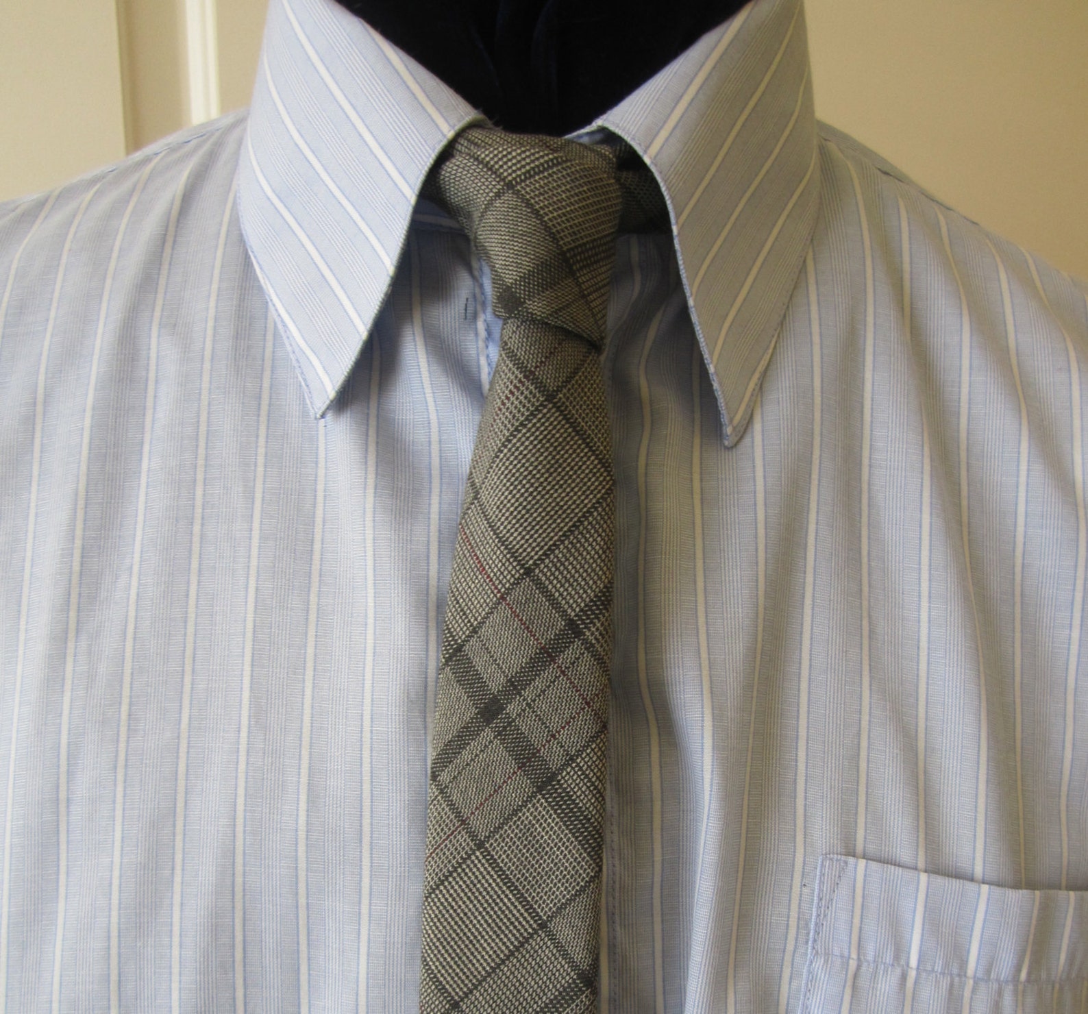 mens wide necktie