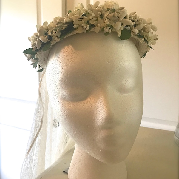 Floral Wedding Crown. Vintage Style Wedding Veil. Gatsby 1920's style floral bridal headpiece with new French point d'esprit veiling.