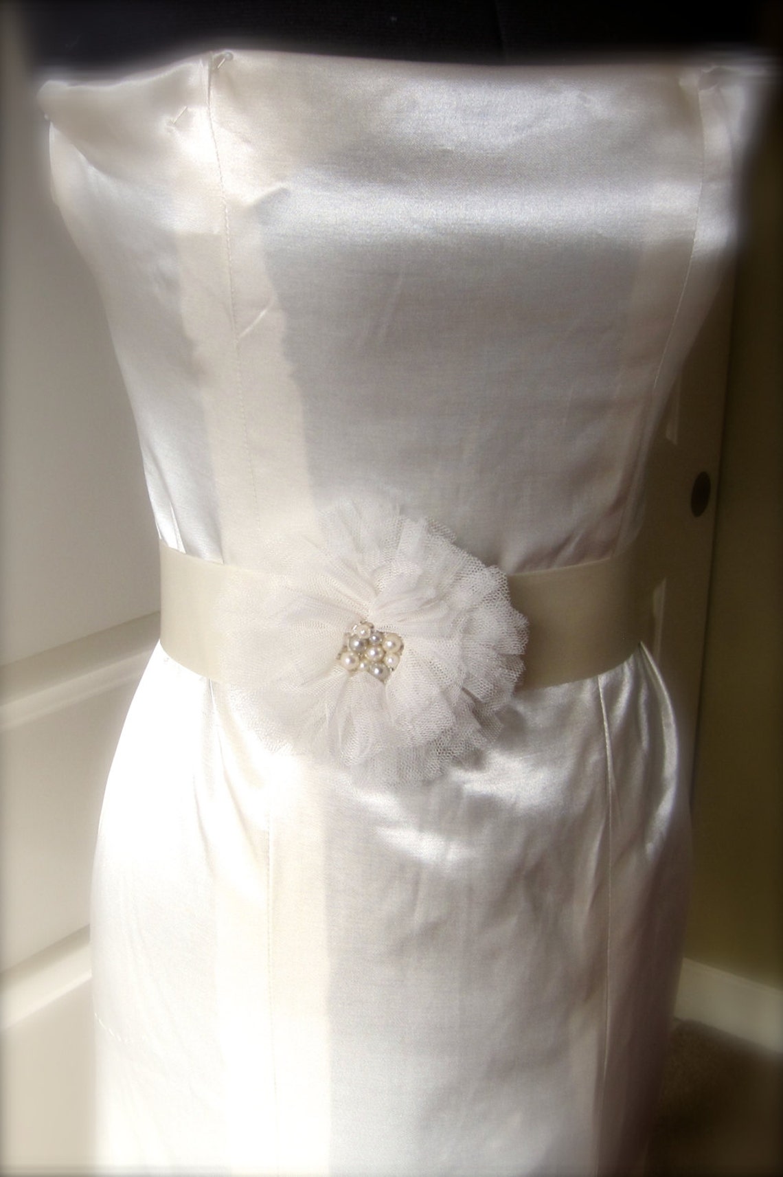 Ivory Tulle/pearl Flower Bridal-wedding Dress Sash. Large - Etsy