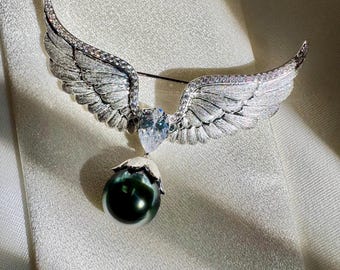 Tahitian Pearl Angel Wing Brooch, Gothic Silver Pendant Pin, Unique Dark Academic Jewelry, Vintage Pearl Brooch Gift