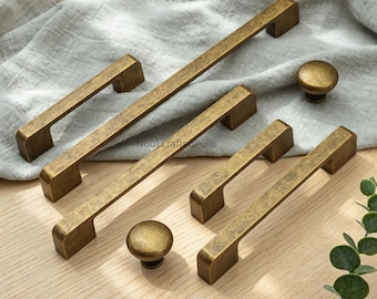 Vintage Cabinet Pulls, Zinc Alloy Drawer Handles,  Antique Brass Kitchen Knobs Hardware, Cupboard Pulls