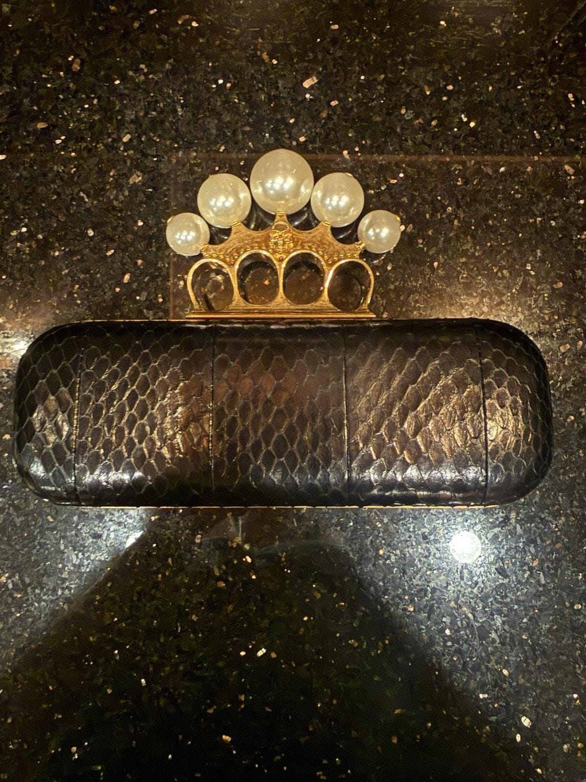 Alexander mcqueen clutch - Etsy 日本