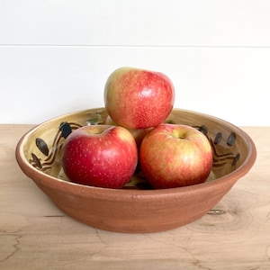 Pie Dish Handmade Pottery, Country Pottery Pie Baker, Funky Pie Dish, Large Pie Dish, Handmade Baking Dish, Casserole, Deep Pie Plate, Slip