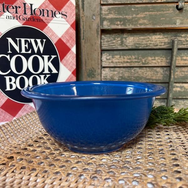 Pyrex Blue 322 Clear Bottom 1 liter Mixing Bowl