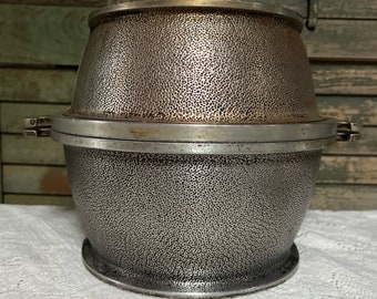 2 Stackable Guardian Aluminum Pots