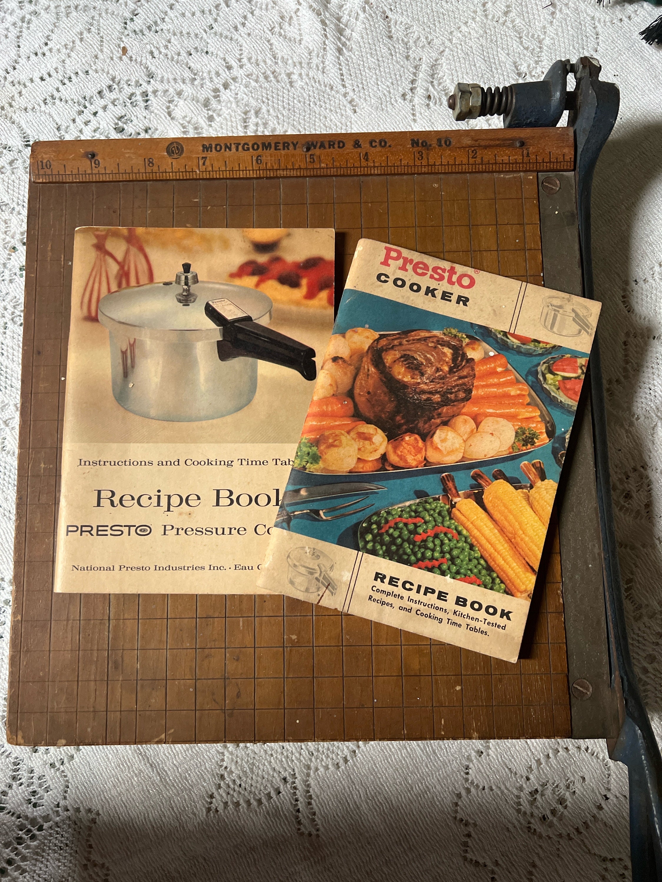 Presto Eclectic Electric Skillet Cookbook - Recipe Books