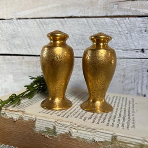 Pickard Gold Encrusted Salt & Pepper shakers Vintage  Cork stoppers