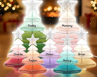 Personalized Family Christmas Tree Light Box with Custom Names | Acrylic LED Holiday Decor Gift for Mom Dad Kids Family Keepsake