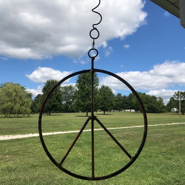 Symbole de signe de paix, Art de jardin en métal, Moulin à vent, Filateur de vent en cuivre, Spinner à vent suspendu, Décoration de cour, Art de cour cinétique