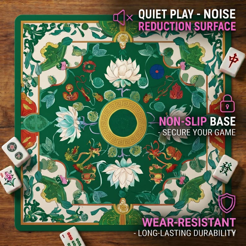 Close‑up of the green lotus mahjong mat on a wooden table with mahjong tiles around the edges and overlay text showing noise‑reduction surface, non‑slip base and wear‑resistant durability.