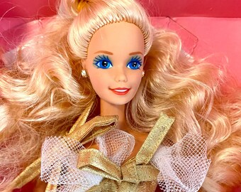 Barbie doll - 30 yr Golden Greetings - Fashion doll - Mattel