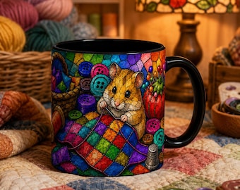 Taza de café con diseño de hámster cosiendo estilo vidriera