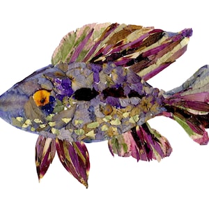 Stampa artistica di fiori pressati a forma di pesce - Stampa artistica botanica da parete, decorazione oceanica ispirata alla natura, collage floreale, fiori e pesci