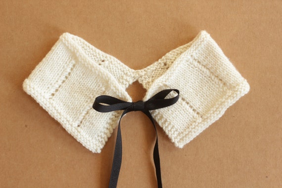 【I AM MARI】[Knit 2Piece] Openwork Collar Clr Knit Long SK Aria Cable-Knit Dress | GUESS Factory
