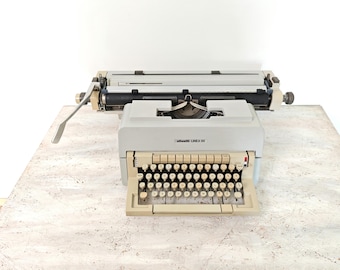 Vintage Olivetti Linea 98 Mechanical Typewriter / Classic Italian Office Machine from the 1970s / Heavy Desktop Typing Machine