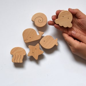 Kinderzimmerknöpfe mit Meeresmotiven – Griffe Kommode Kinderzimmer – Wal, Krake, Qualle, Seestern, Muschel – 1 Stück