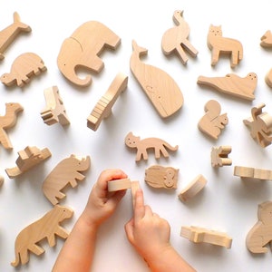 Animales de madera Waldorf: Juguetes naturales para niños pequeños - Juego de 2