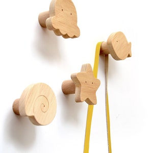 Decorative, wooden Nursery Wall Hooks - Ocean - Octopus, Fish, Sea Star, Shell