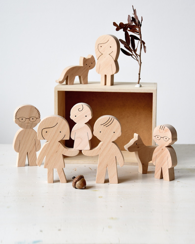 Wood Family Figurines - Custom Family with Pets