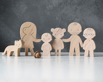 Figurines de famille en bois - Portrait de famille avec animaux de compagnie - Personnages en bois - Cadeau pour la famille