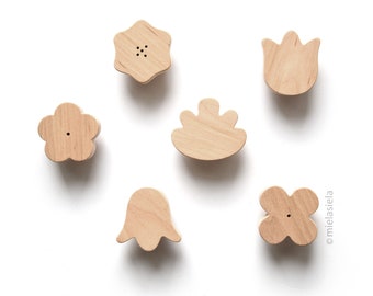 Flower Wooden Pulls for Drawers - Kitchen Furniture Doors Handle - Floral Knobs for Cabinet and Dresser