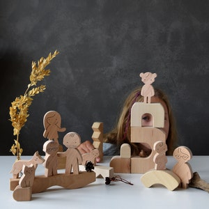 Wood Family Figurines