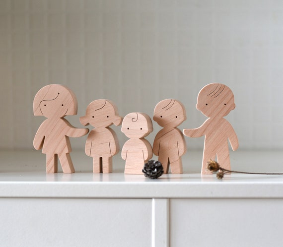 wooden family figures