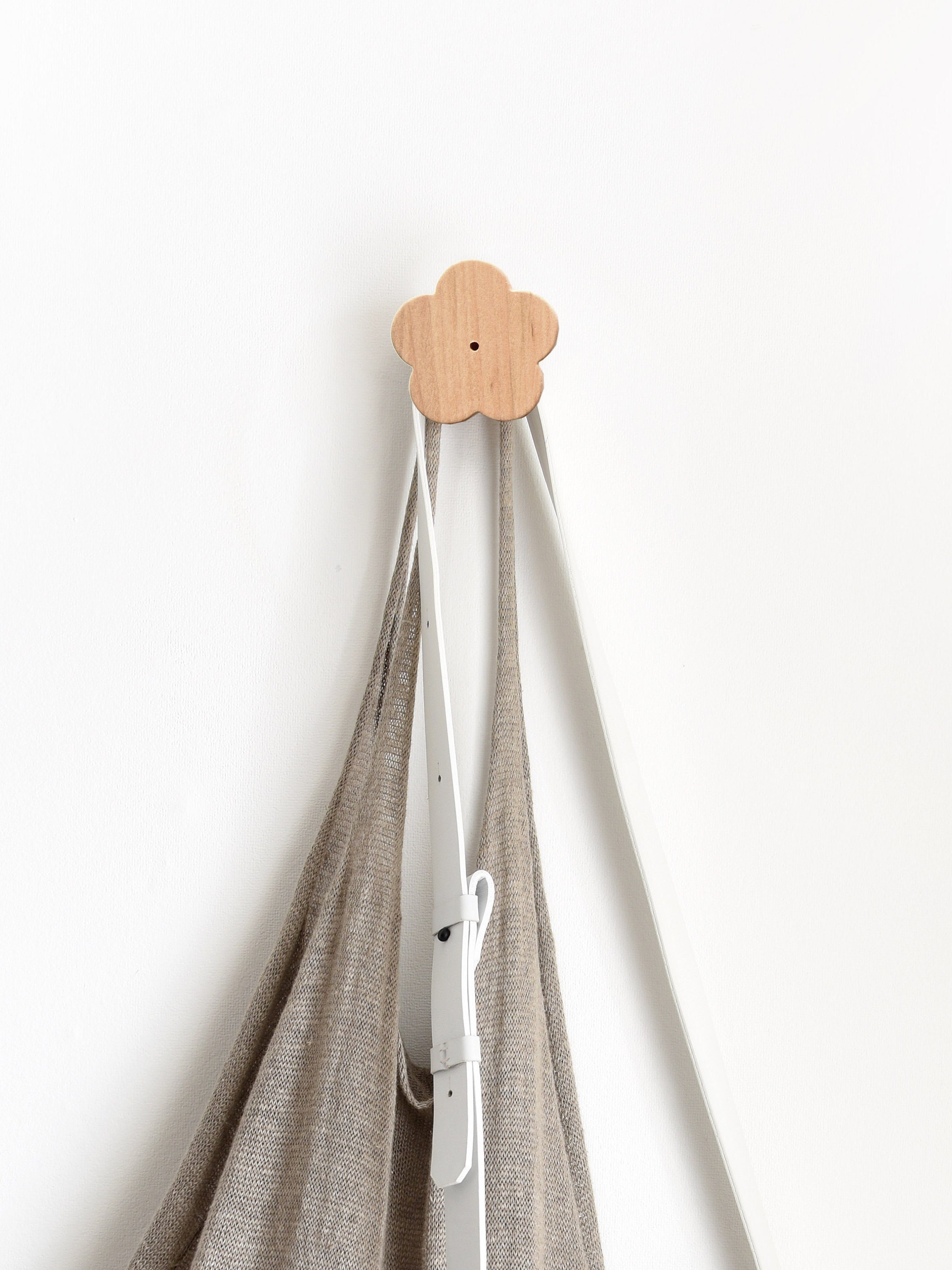 Wooden Wall Hook Daisy Flower - Wildflower Hook For Girls Room, Entryway, Bathroom, Kitchen