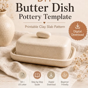 Puede incluir: Una mantequillera de cerámica beige moteada con tapa y asa. El texto dice: DIY Butter Dish Pottery Template, Printable Clay Slab Pattern, Digital Download, A4 + US Letter, Step-by-Step Guide, Digital Download, Beginner Friendly, DiyWhisperCo.