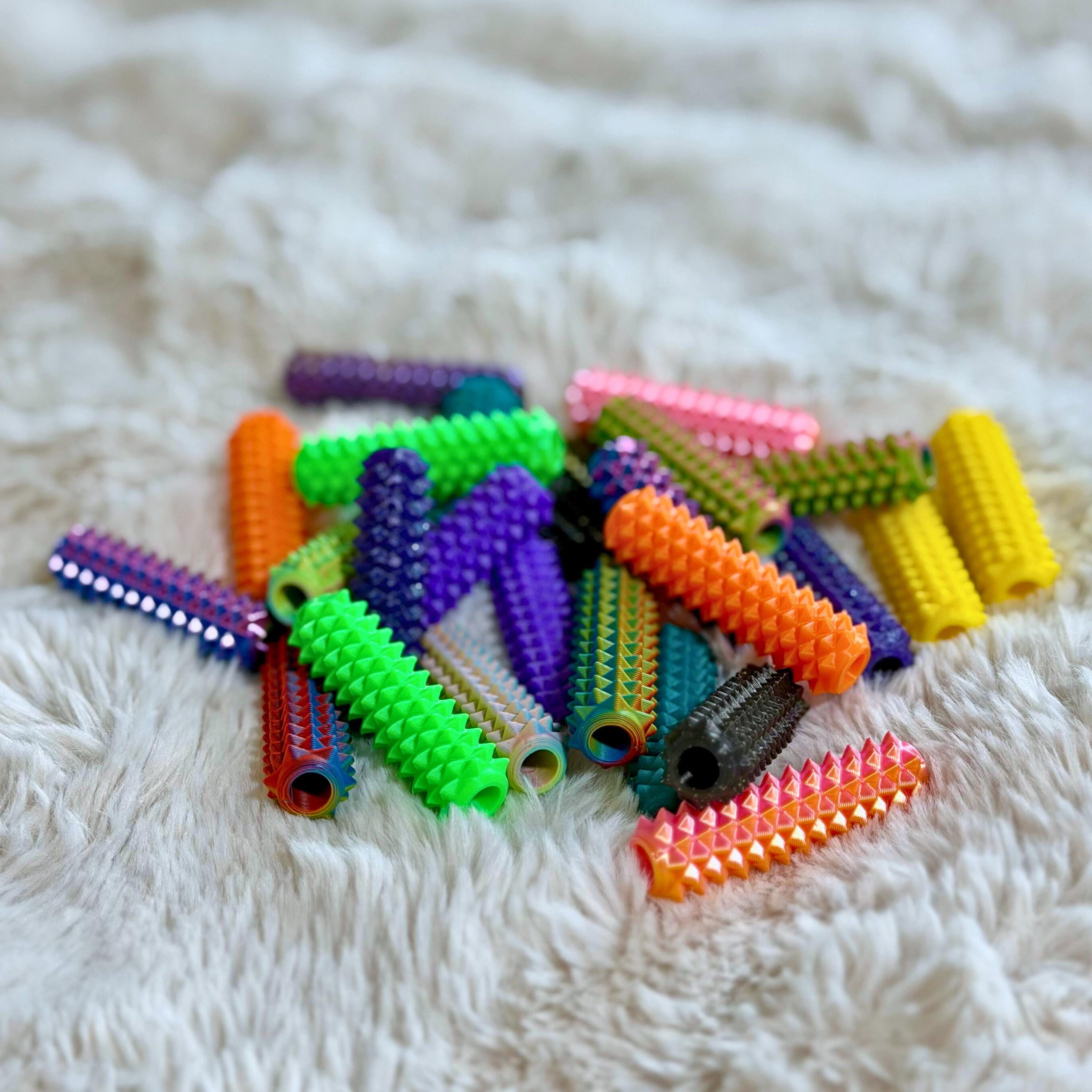 Spiky Roller Fidget – Textured Hoodie String & Shoelace Accessory ...