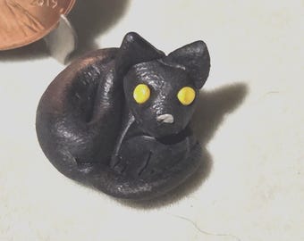 Tiny Black Cat Figurine, Witchy Halloween Polymer Clay Kitten
