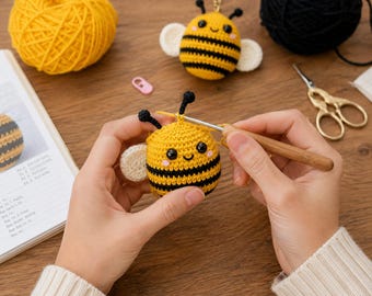 Crochet Honey Bee Keychain Pattern | Amigurumi Bee Tutorial (PDF Download)