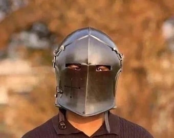Mittelalterlicher Helm: Schwarze Barbuta Ritter Rüstung 18g Bauer Helm LARP Helm