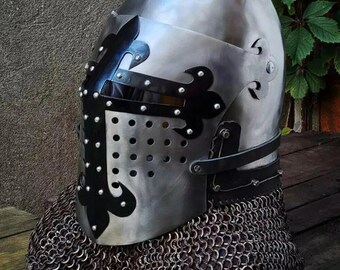 Mittelalterliche Zuckerhut mit Klappvisier Beckenhaube Beckenhaube 16 Gauge W Kettenpanzer Helm