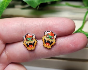 Video game stud earrings King Boss