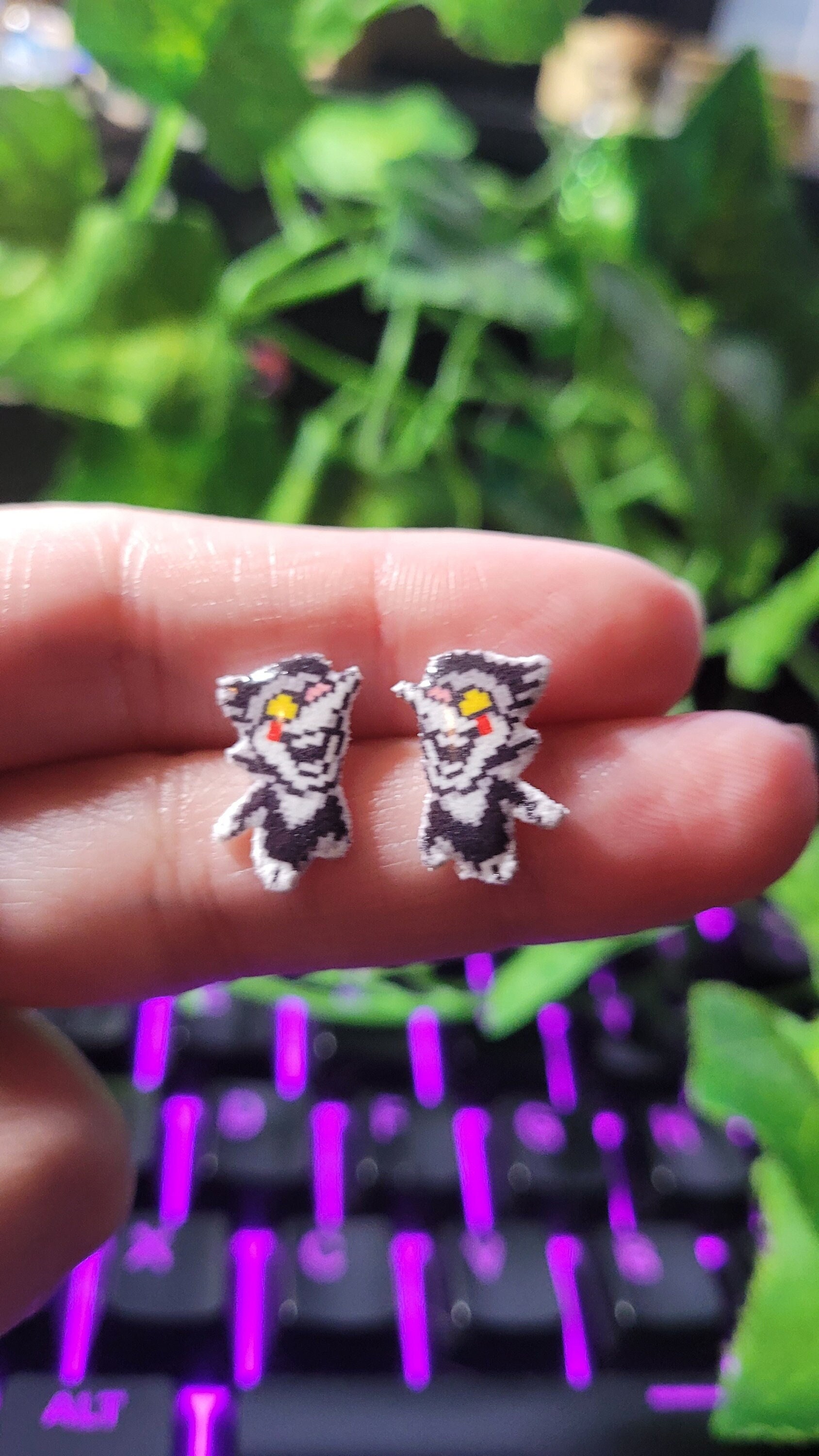 Spamton stud earrings