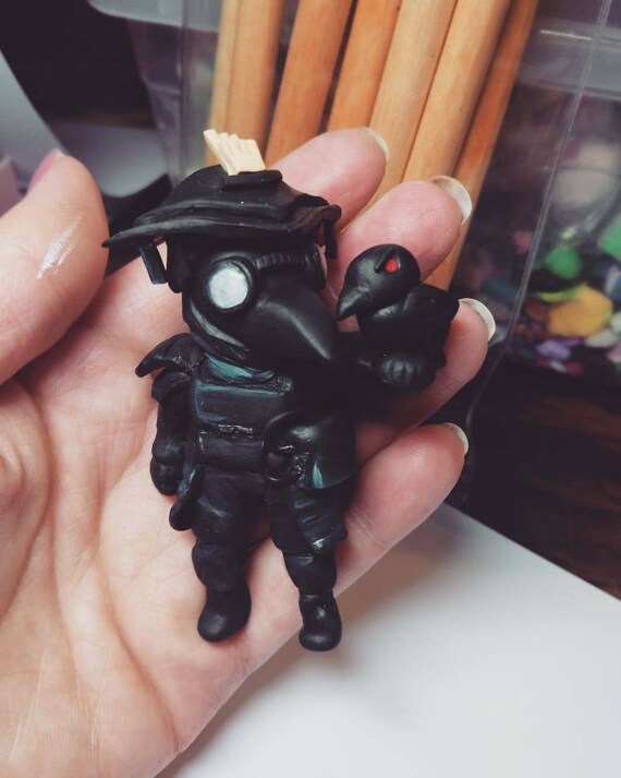 Apex Legends Mini Bloodhound Figure Or Key Chain Polymer Clay Etsy Apex Legends Mini Bloodhound Figure Or Key Chain Polymer Clay Etsy