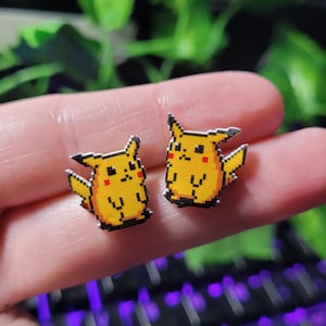 Pixel chuuuu stud earrings, gift for gamers