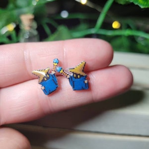 Black mage stud earrings