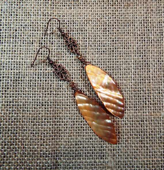 Peachy Amber Colored Shell and Antiqued Copper Dangle - Etsy