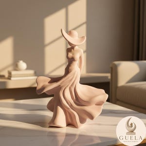ピンク系陶器製少女像 Pink Lady Figurine - Etsy
