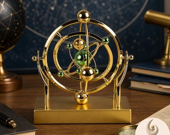 Schreibtischdekoration „Himmlische Umlaufbahn“, kinetische Skulptur inspiriert vom Perpetuum Mobile, goldenes Astronomie-Geschenk fürs Büro