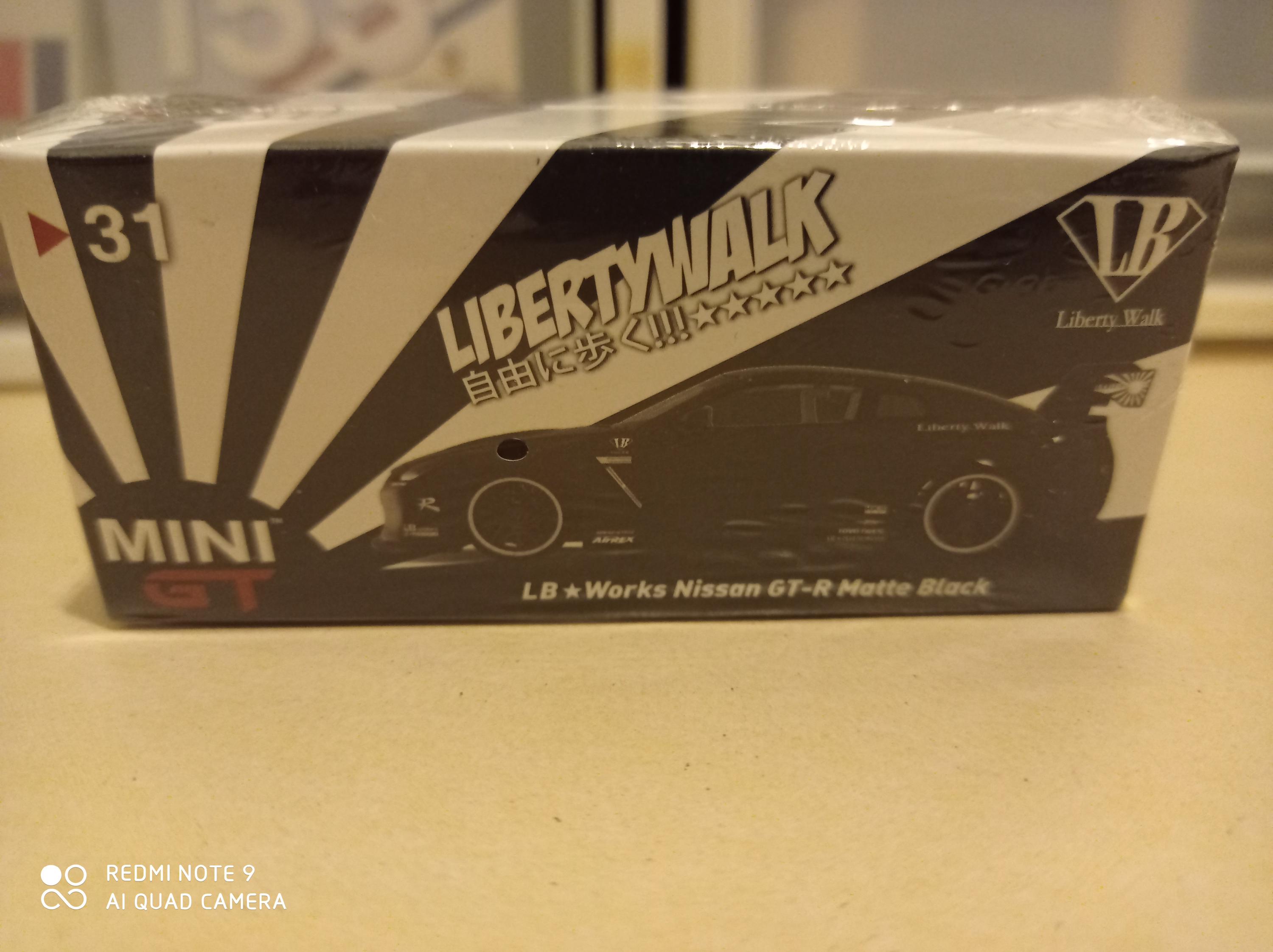 Mini GT #31 LBWK Nissan GT-R (R35) Matte Black Type 1, Rear Wing